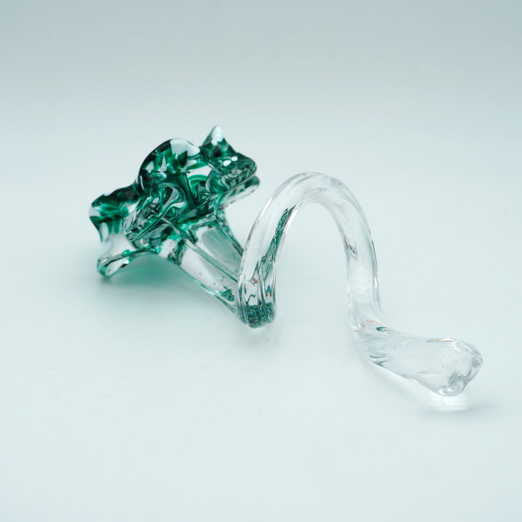 Rose en verre sculpté